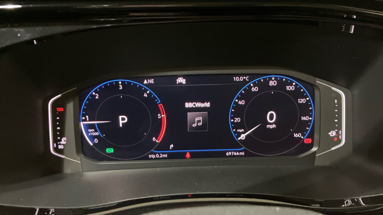 Volkswagen Caravelle 2.0 TDI Executive 199 4MOTION 5dr DSG Diesel Estate